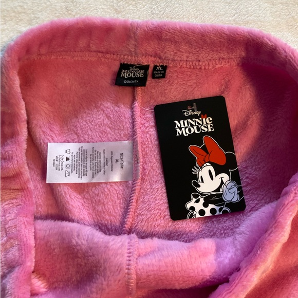 Disney Minnie Mouse Fuzzy Pink Lounge Shorts Women Size XL - Picture 8 of 9